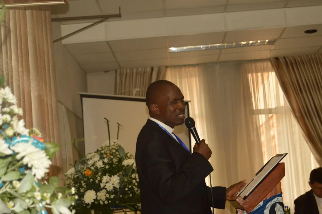 Fr. Kennedy Muguti making his presentaion during the ZCBC Plenary Meeting..JPG