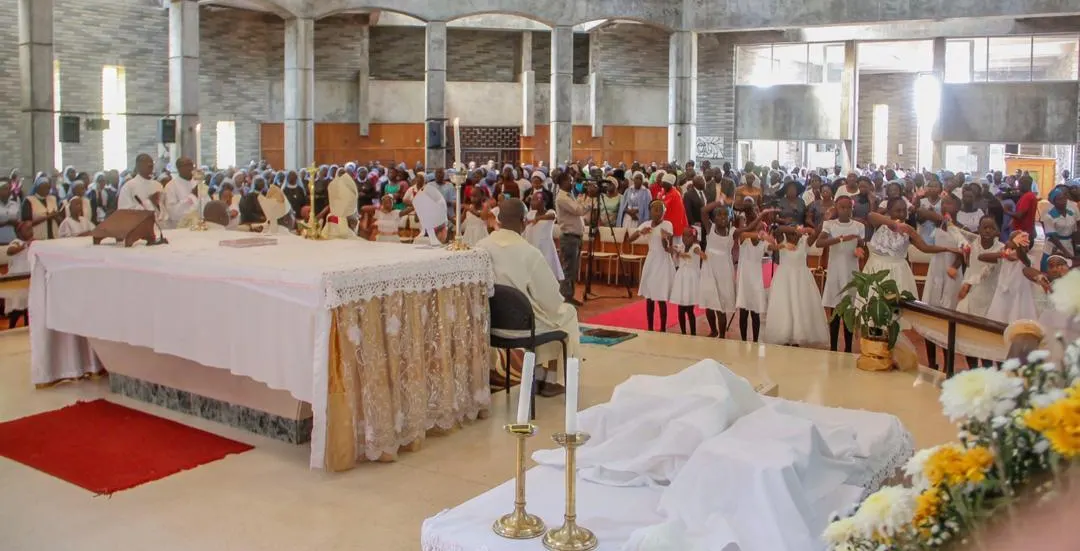 the-holy-trinity-cathedral-was-fully-packed-to-capacity-as-catholics-from-around-zimbabwe-joined-bishop-muchabaiwa-as-he-celebrated-his-priestly-golden-jubilee.jpg