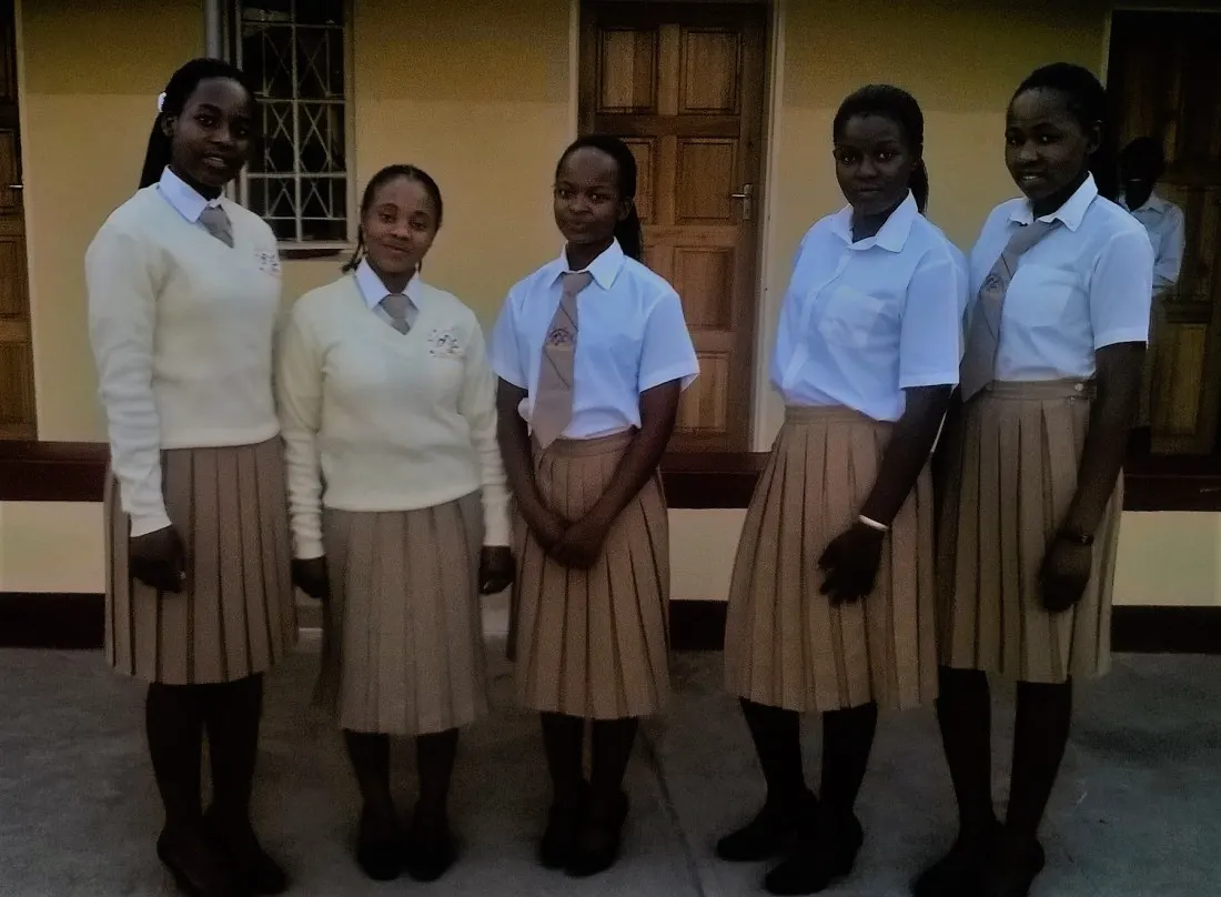 Mary Mount girls