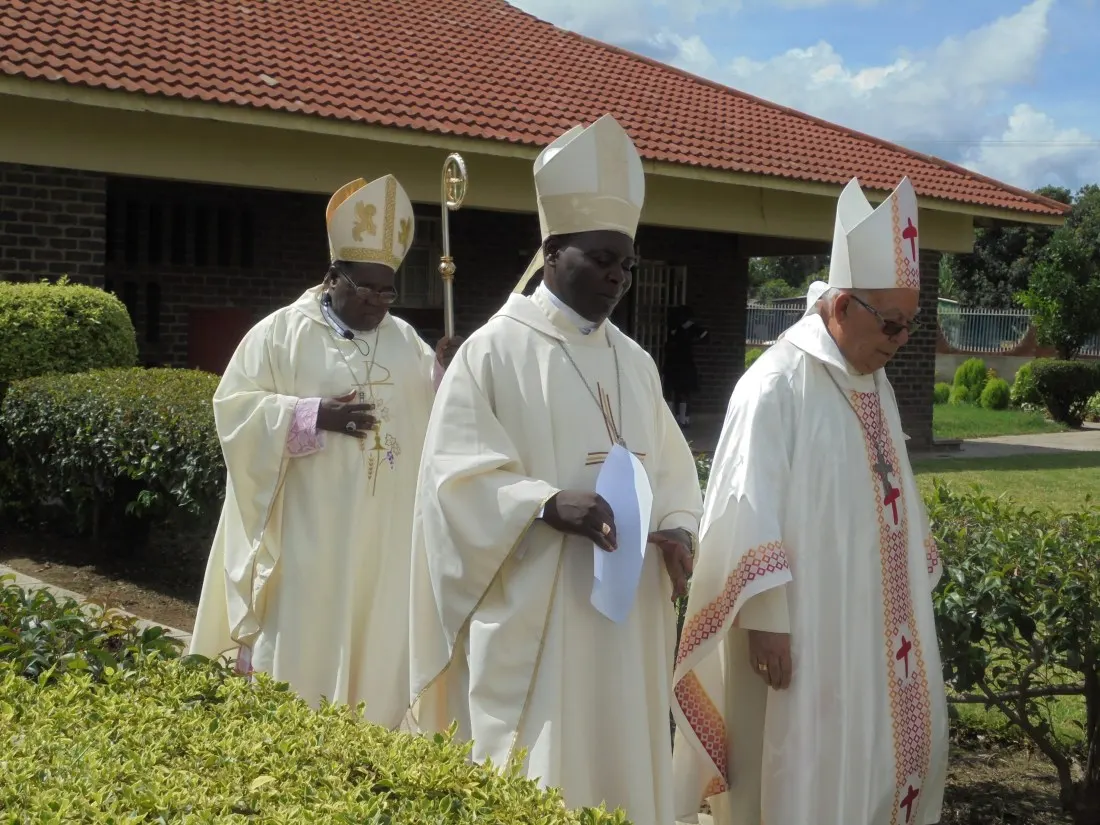 Bishop Emeritus Angel Floro, Bishop Rudolf Nyandoro and Bishop Michael Bhasera during the ground breaking ceremony for Maryward Secondary School.