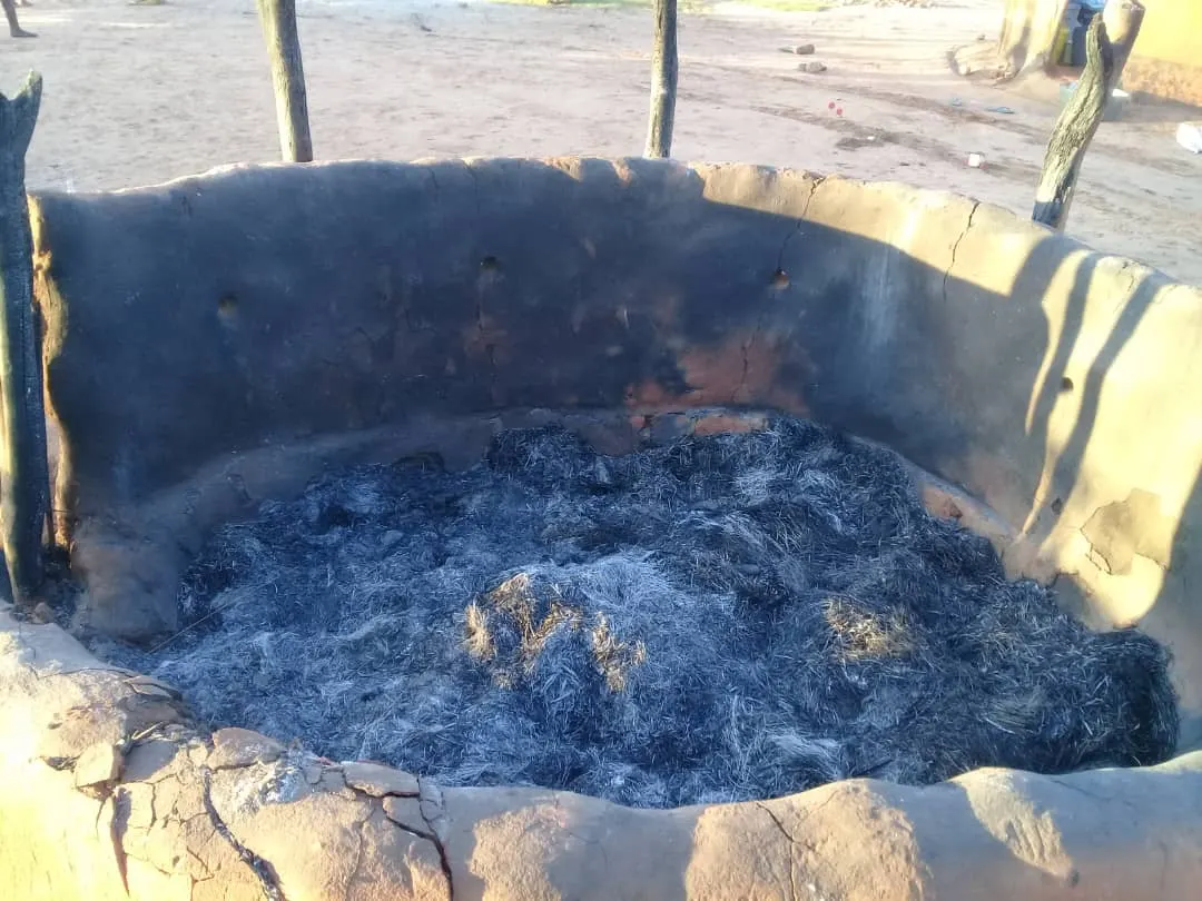 Some houses were burnt to ashes as the settlers were forced out of the farms.